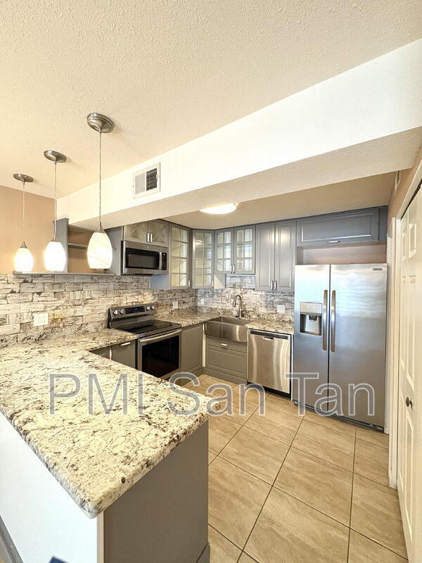 2127 E 10th St Tempe, AZ 85281 photo 3