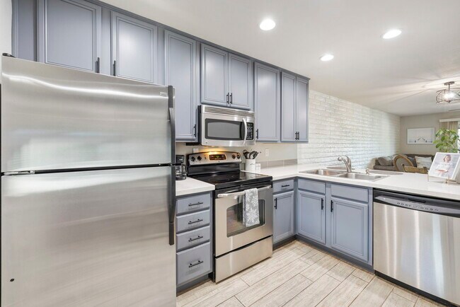 4354 N 82nd St Scottsdale, AZ 85251 photo 2