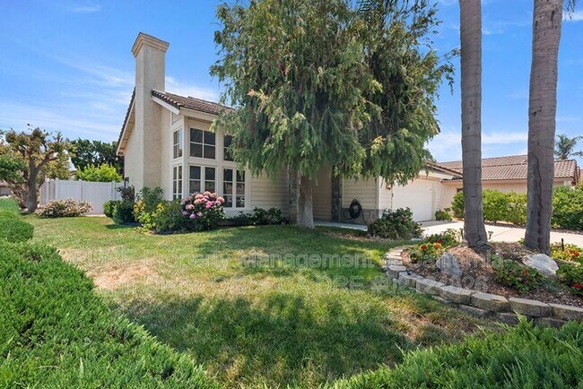 12529 Camberwell Ct San Diego, CA 92128 photo 2