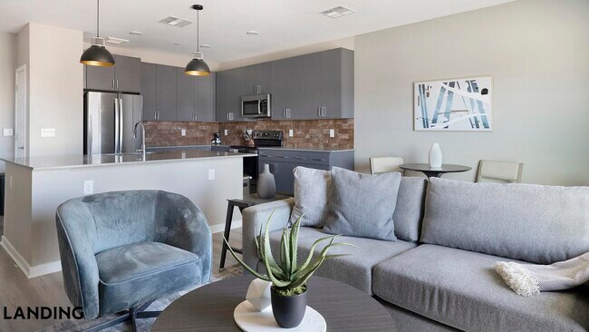 402 W Lincoln St Phoenix, AZ 85003 photo 2