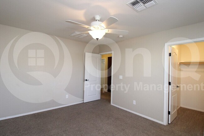 962 S Brewer Dr Gilbert, AZ 85296 photo 2
