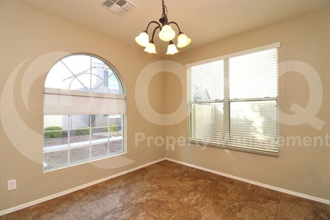 962 S Brewer Dr Gilbert, AZ 85296 photo 4