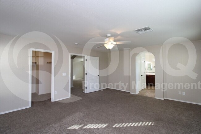 962 S Brewer Dr Gilbert, AZ 85296 photo 3