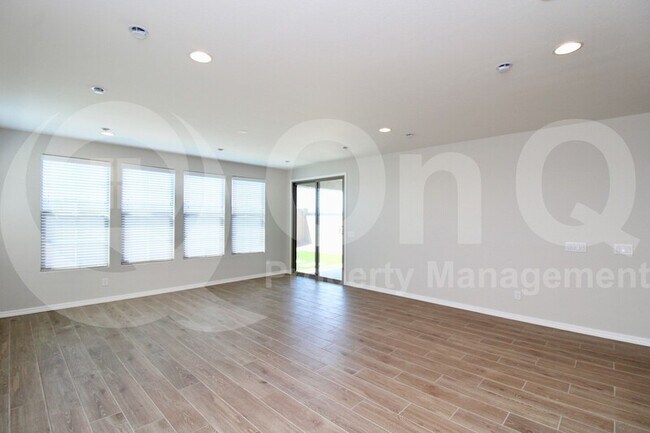 973 W Macaw Dr Queen Creek, AZ 85140 photo 5