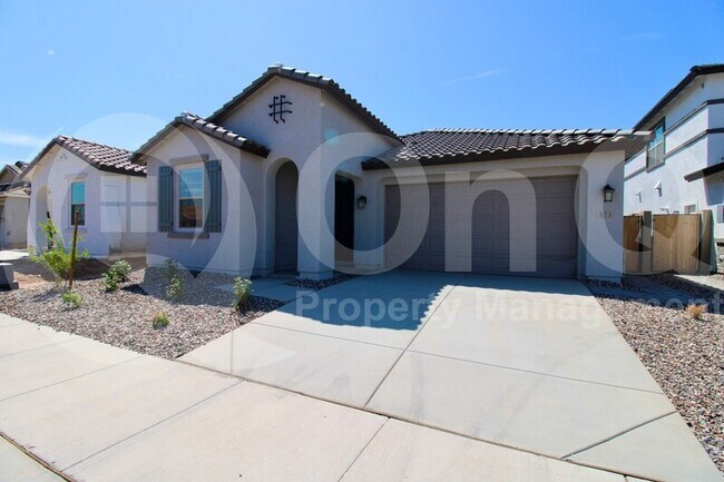 973 W Macaw Dr Queen Creek, AZ 85140 photo 2