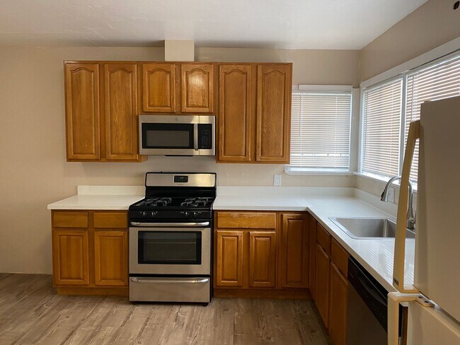 3432 38th Ave Oakland, CA 94619 photo 4