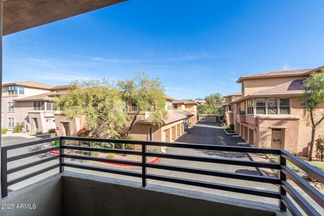 19777 N 76th St Scottsdale, AZ 85255 photo 4