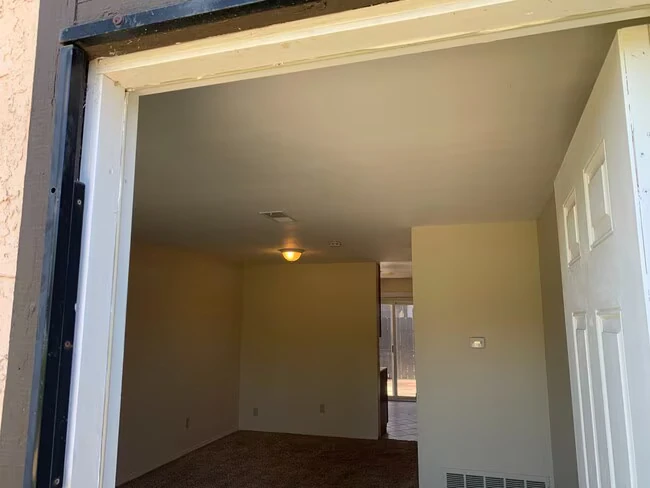 10142 Peaceful Ct Santee, CA 92071 photo 4