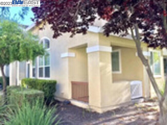 253 Bellington Common Livermore, CA 94551 photo 2