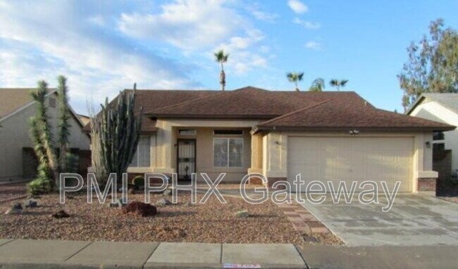 6702 N 89th Ave photo 2