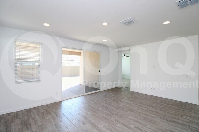 3349 S 156th Dr Goodyear, AZ 85338 photo 4