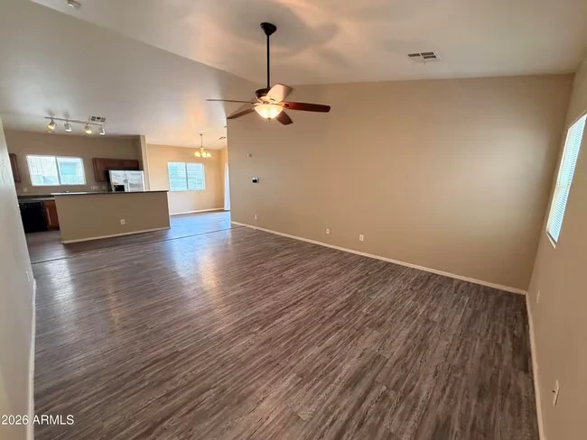2517 S 116th Ave Avondale, AZ 85323 photo 4