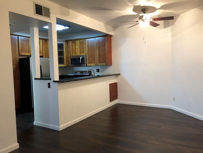 1256 Stanhope Ln Hayward, CA 94545 photo 5