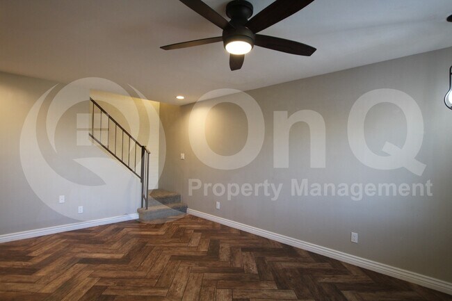 4601 E Southgate Ave Phoenix, AZ 85040 photo 4