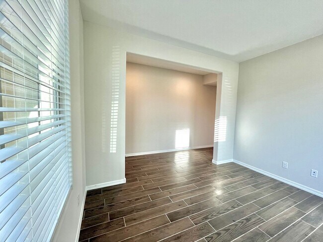 19715 W Badgett Ln Litchfield Park, AZ 85340 photo 5
