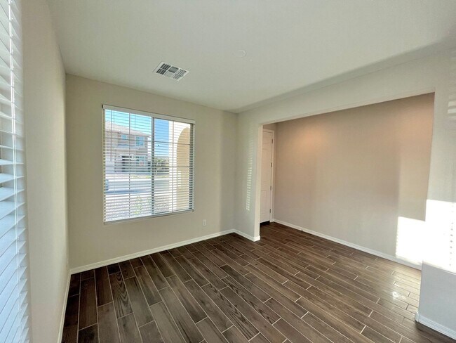 19715 W Badgett Ln Litchfield Park, AZ 85340 photo 4