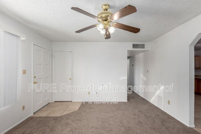 2332 W Sunnyside Ave Phoenix, AZ 85029 photo 4