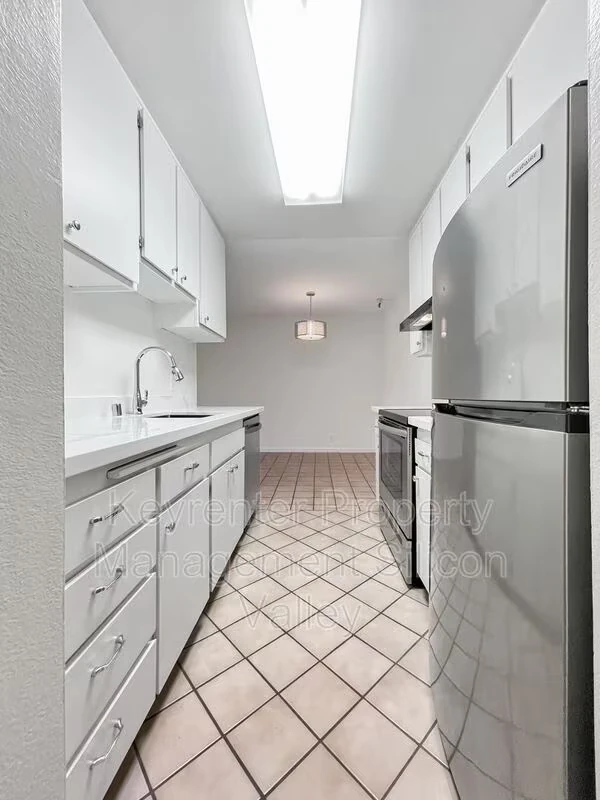 400 Ortega Ave Mountain View, CA 94040 photo 4