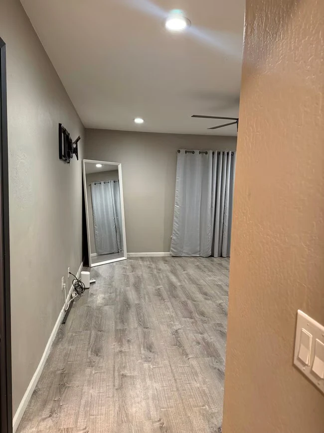 2258 Fairfield Ave Fairfield, CA 94533 photo 4