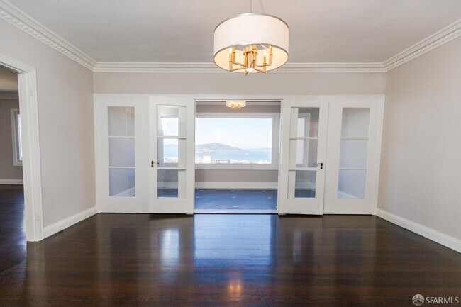 874 Green St San Francisco, CA 94133 photo 2