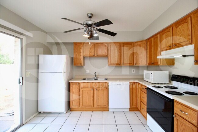 1912 E Intrepid Ave Mesa, AZ 85204 photo 3