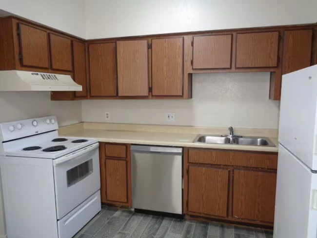 2822 E Kathleen Rd Phoenix, AZ 85032 photo 2