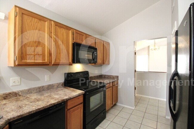 1314 W Manor St Chandler, AZ 85224 photo 3
