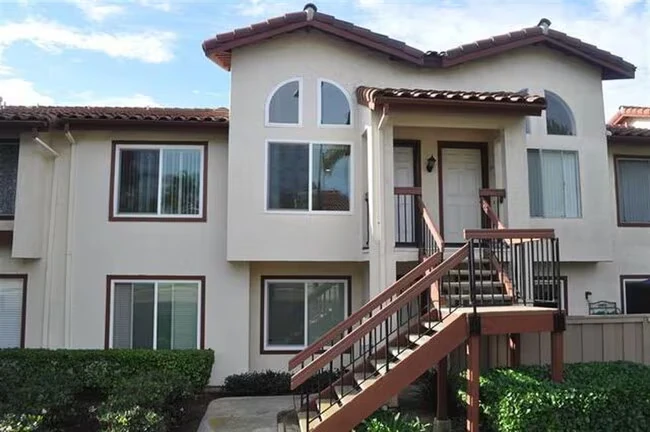 4050 Porte La Paz San Diego, CA 92122