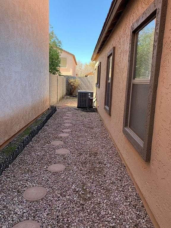 942 S Balboa Dr Gilbert, AZ 85296 photo 3