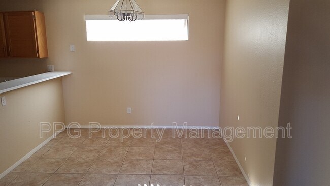 3122 N 115th Ln Avondale, AZ 85392 photo 3