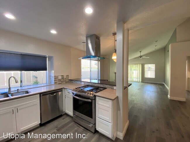 3839 King St La Mesa, CA 91941 photo 4