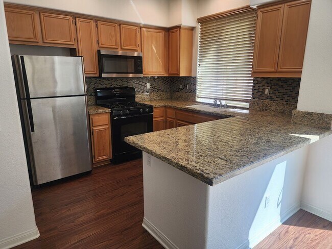 25176 Crest Haven St Murrieta, CA 92562 photo 5