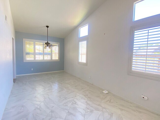 31857 Calle Ballentine Temecula, CA 92592 photo 2