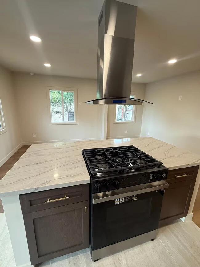 4395 Aragon Way San Diego, CA 92115 photo 4
