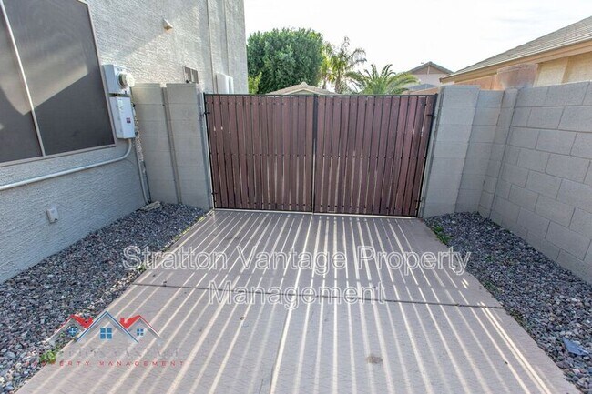 16627 W McKinley St Goodyear, AZ 85338 photo 5