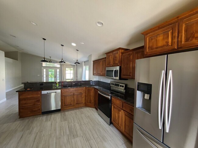 2324 E Browning Pl photo 5