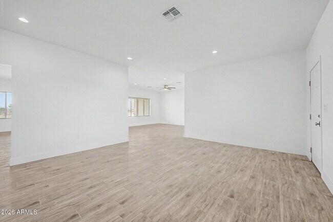 12138 S Airport Rd Buckeye, AZ 85326 photo 5