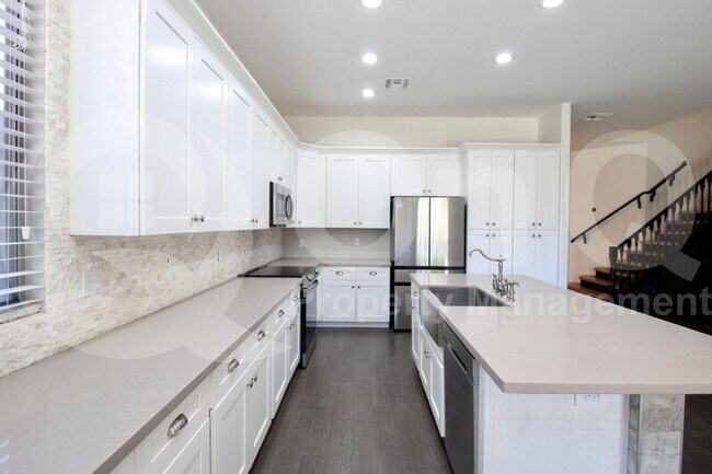 1801 E Sagebrush St Gilbert, AZ 85296 photo 4