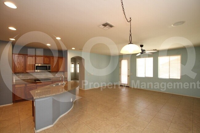 16577 W Sherman St Goodyear, AZ 85338 photo 3