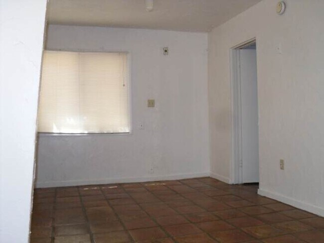 504 W Brown St Tempe, AZ 85281 photo 5