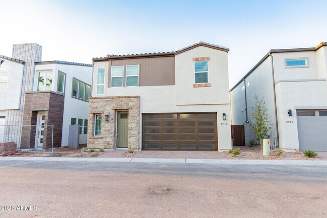 3725 E Flower St photo 4