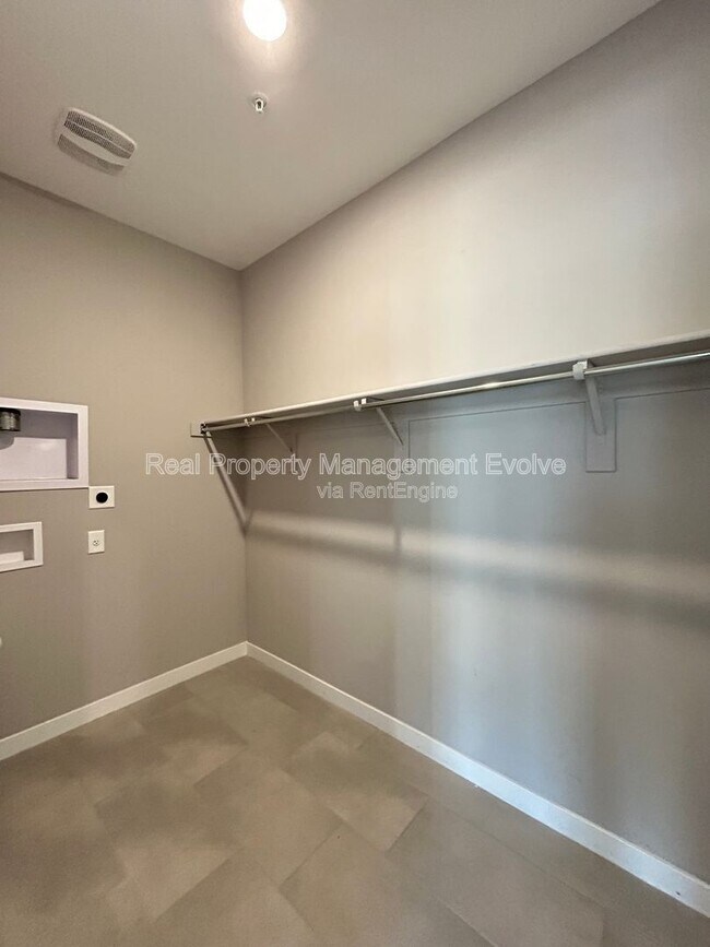 2244 W Laurie Ln Phoenix, AZ 85021 photo 4