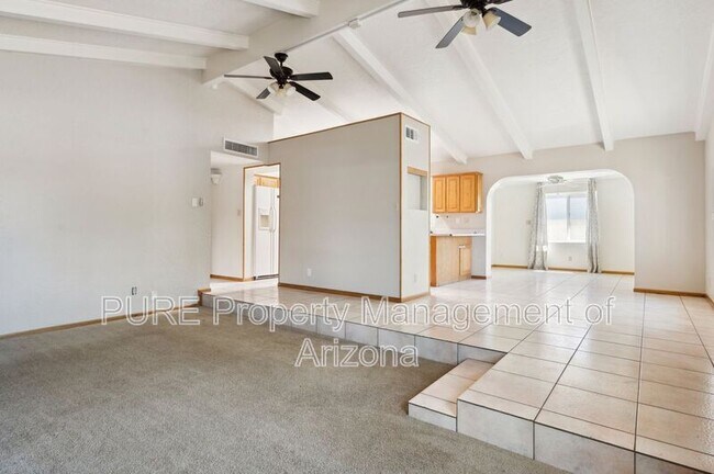 2306 W Laurel Ln Phoenix, AZ 85029 photo 3