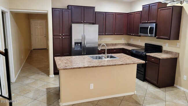 15174 W Desert Hills Dr Surprise, AZ 85379 photo 2