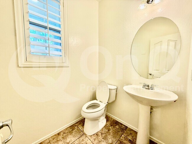 12025 W Avenida Del Rey photo 5