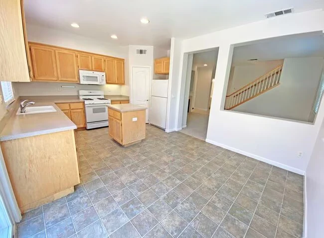 2247 3rd St Santa Clara, CA 95054 photo 4