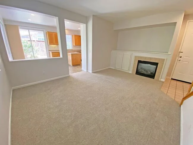 2247 3rd St Santa Clara, CA 95054 photo 2