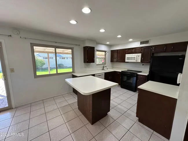 1511 W Keating Ave Mesa, AZ 85202 photo 3