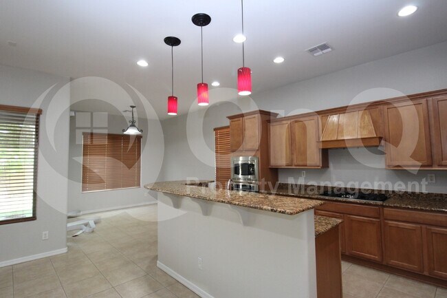 29218 N 19th Ln Phoenix, AZ 85085 photo 2