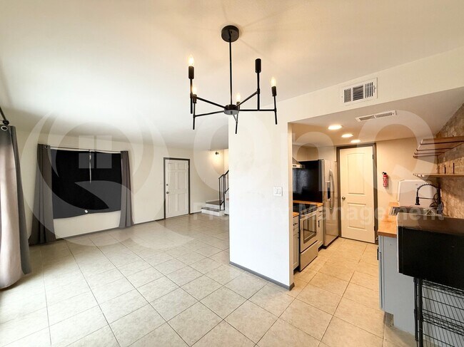 4462 E Pueblo Ave Phoenix, AZ 85040 photo 4